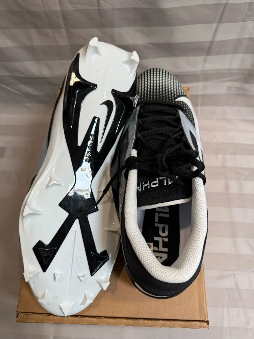 Nike Alpha Menace 4 Pro Football Cleats Black/White Men’s US 16